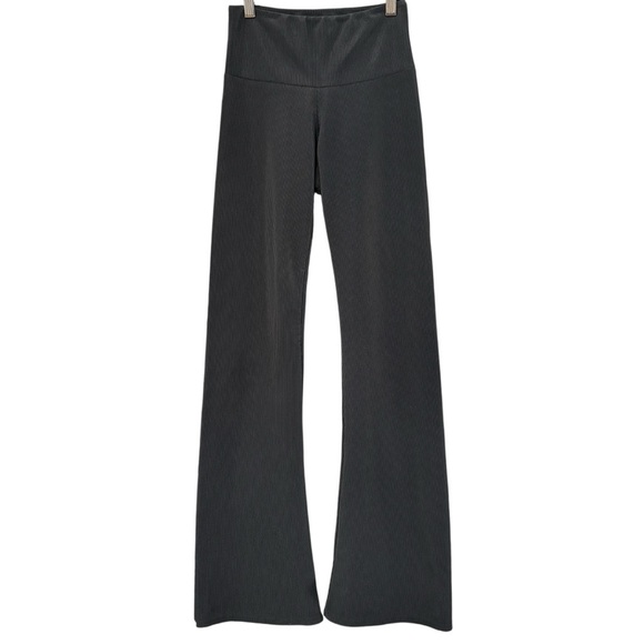 Onzie Ribbed Black Flare Yoga Pants S/M Wide Leg High Waist - Picture 1 of 6